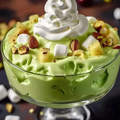 Thumbnail for Fluffy Pistachio Pudding & Pineapple Delight